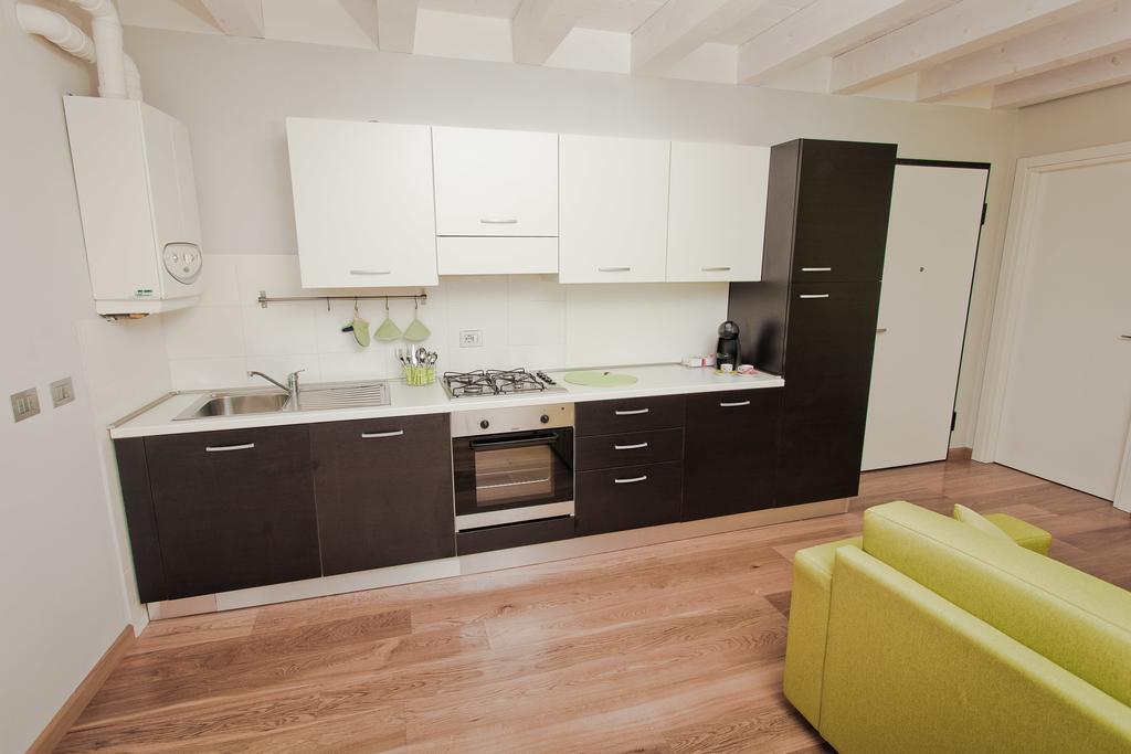 Be Happy Apartment Ferrara Luaran gambar